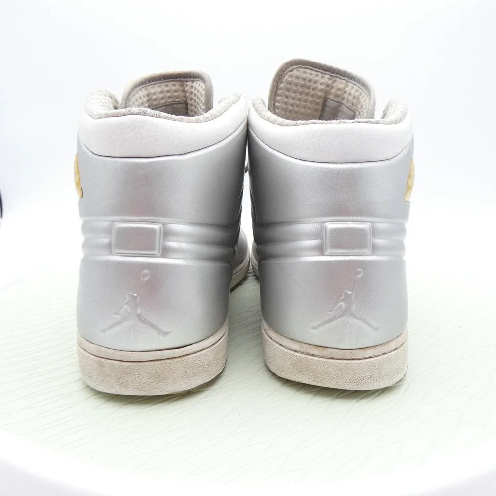 Jordan 1 Anodized Metallic Silver High Top Sneakers 414823-001 Men's 11